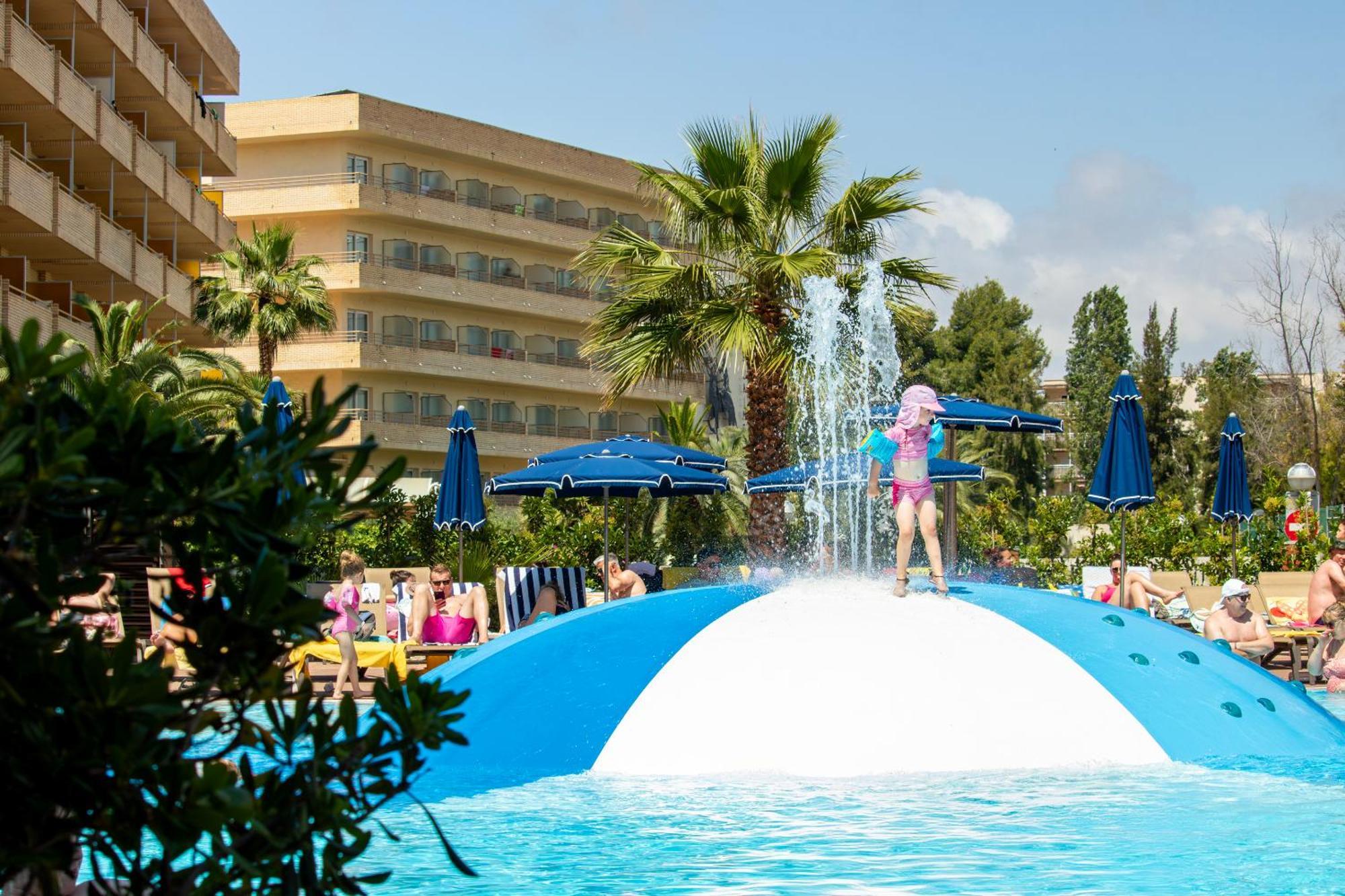Golden Avenida Family 4* Hotel 4*