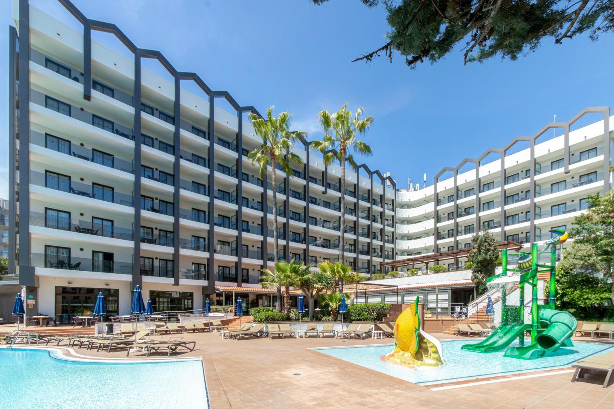 Hotel Golden Avenida Family 4* 4*