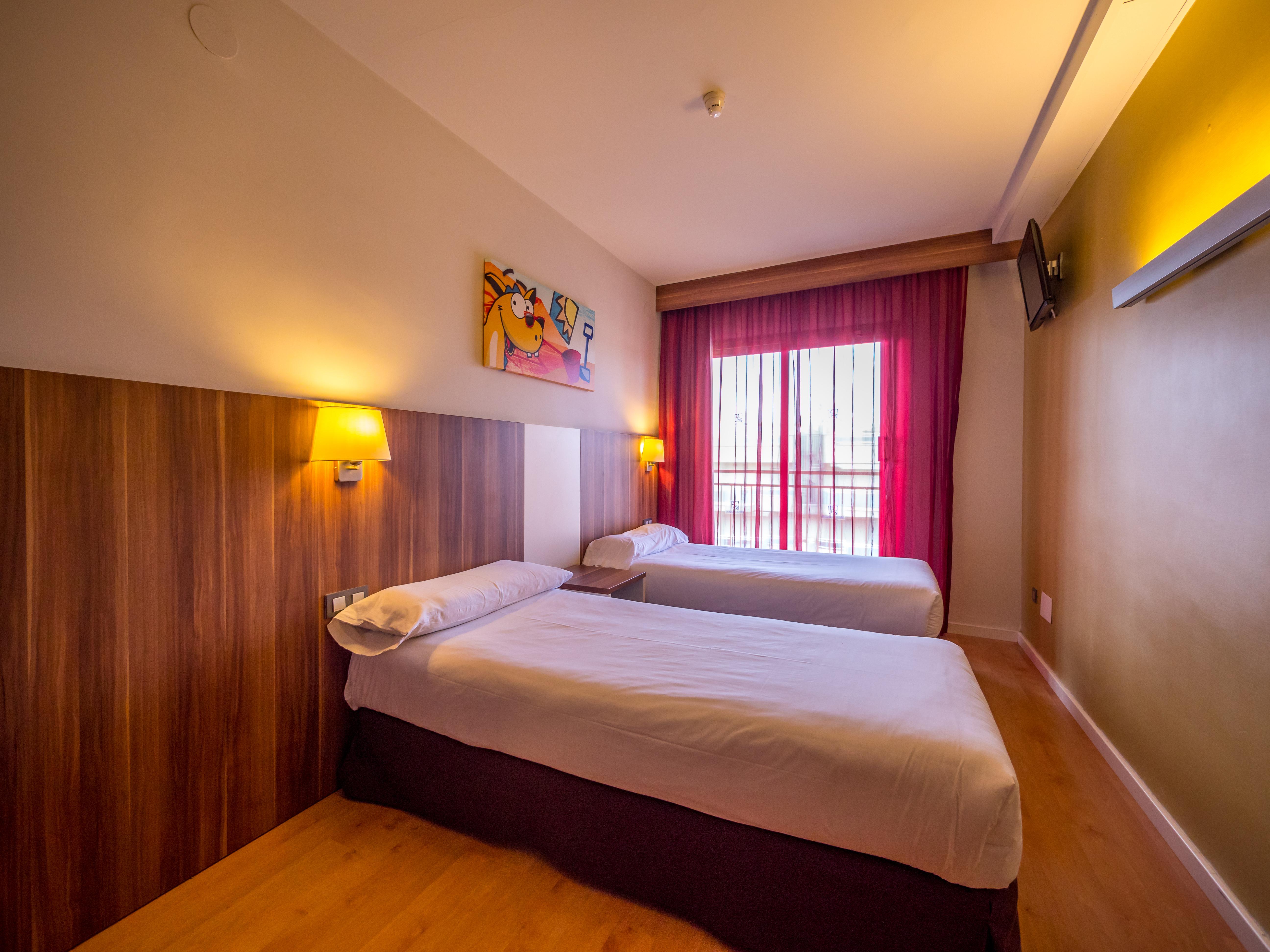 Golden Avenida Family 4* 4*