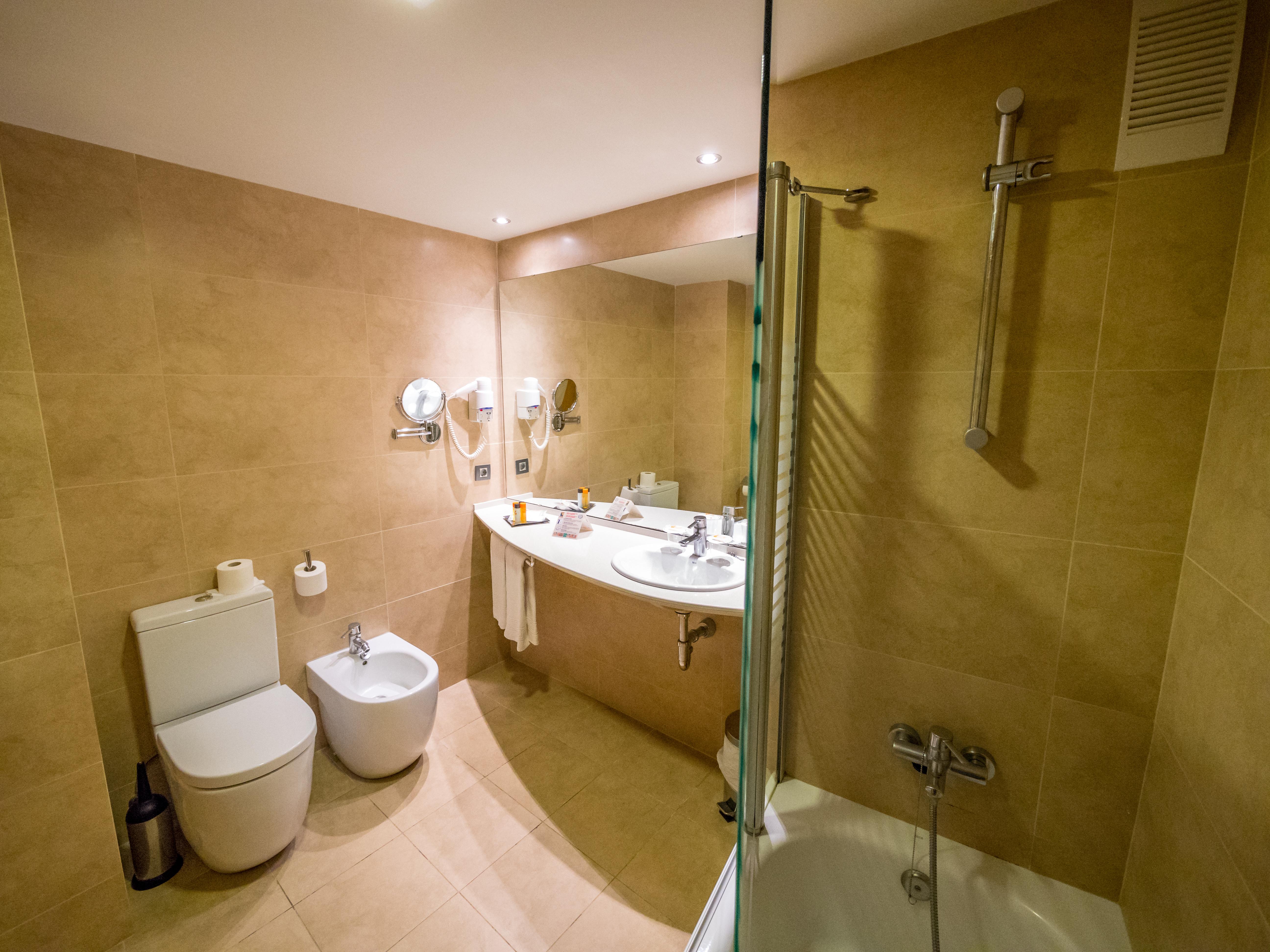 Golden Avenida Family 4* Hotel 4*