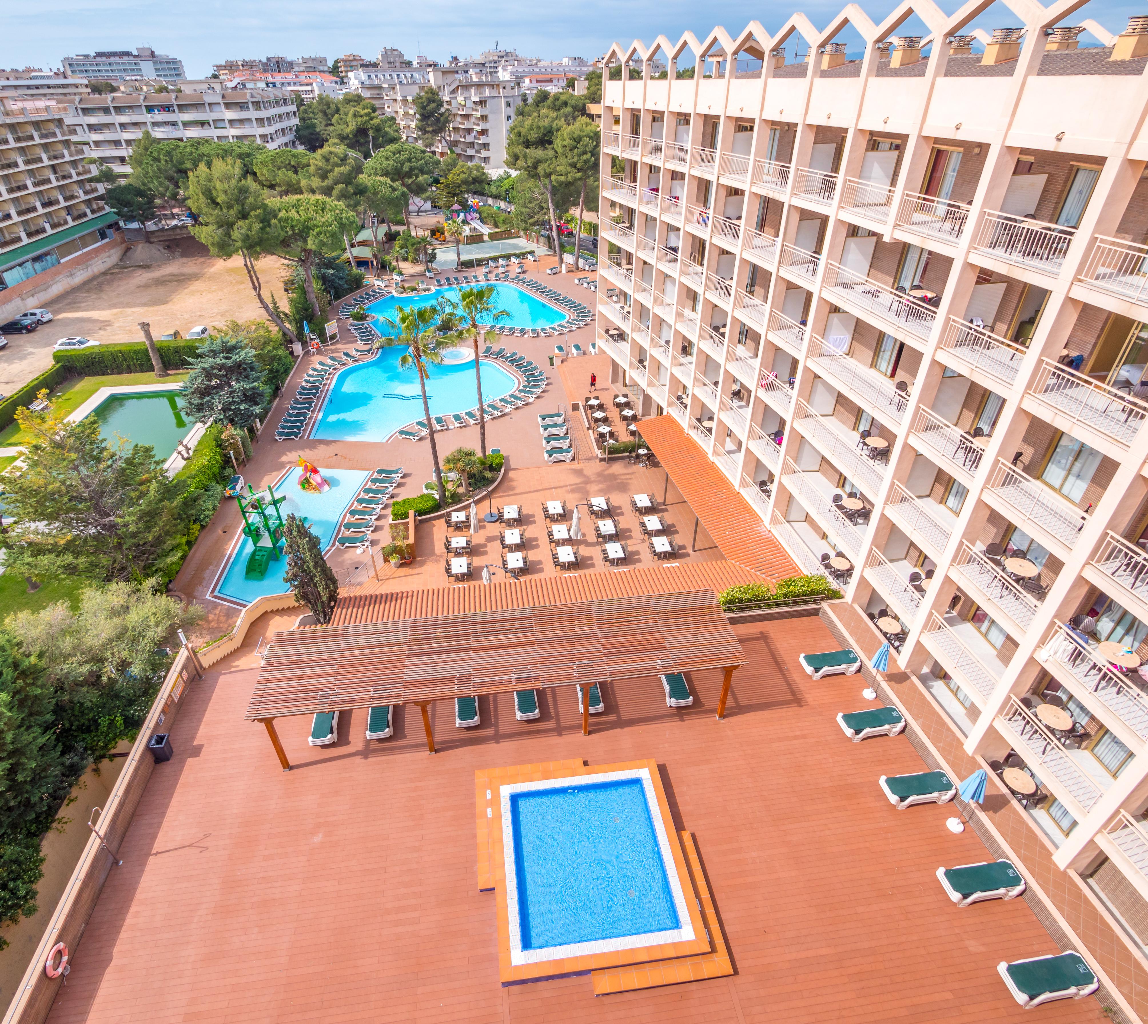 Golden Avenida Family 4* Hotel Salou