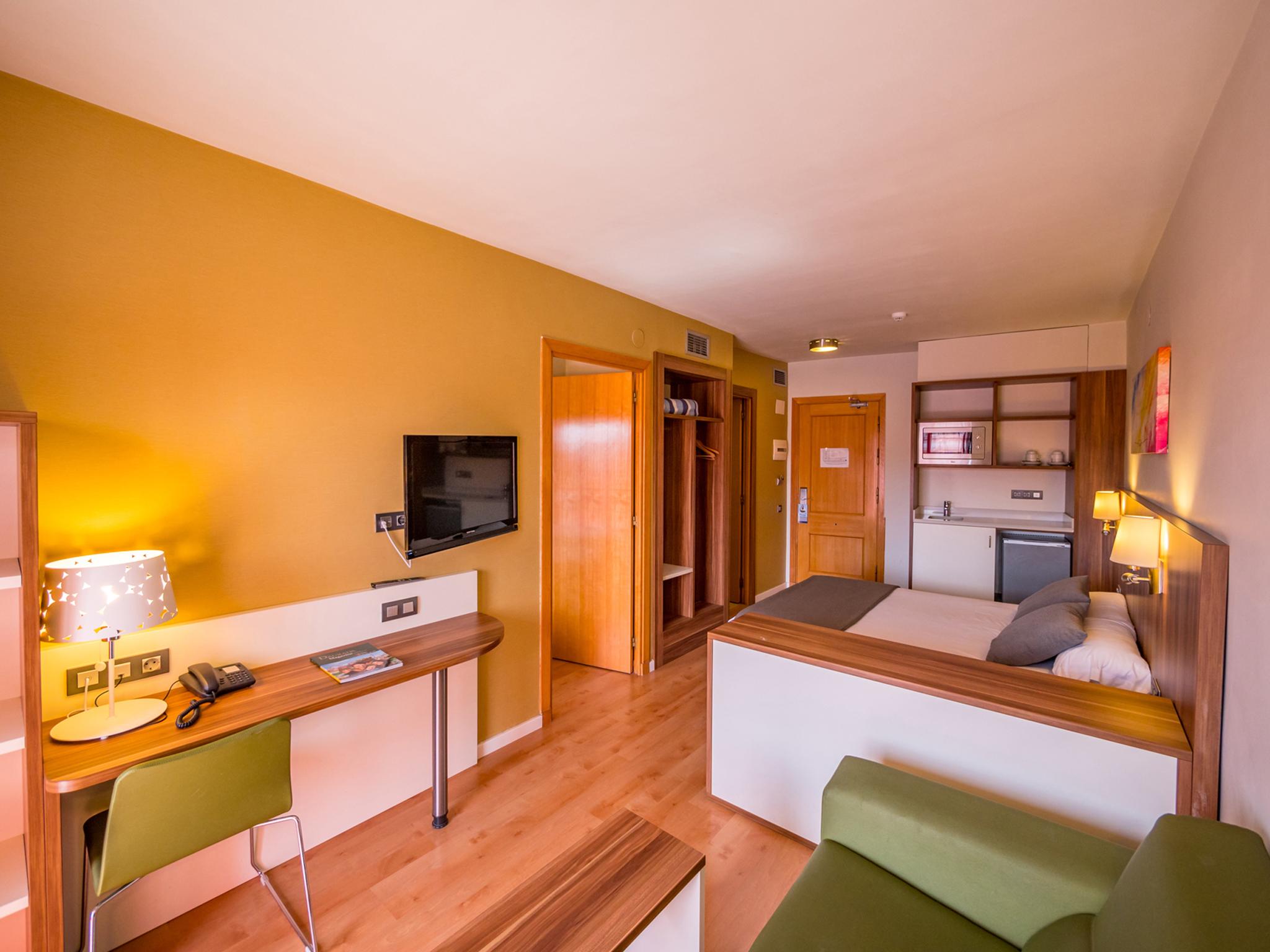 Golden Avenida Family 4* 4* Salou