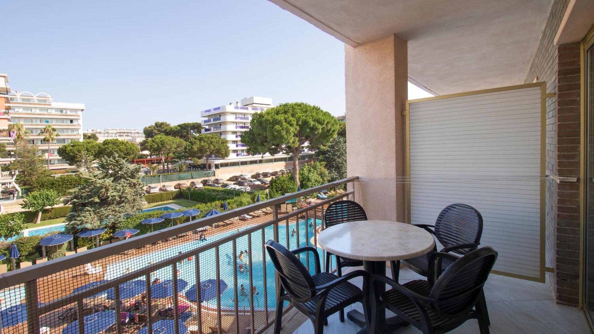 Golden Avenida Family 4* 4* Salou