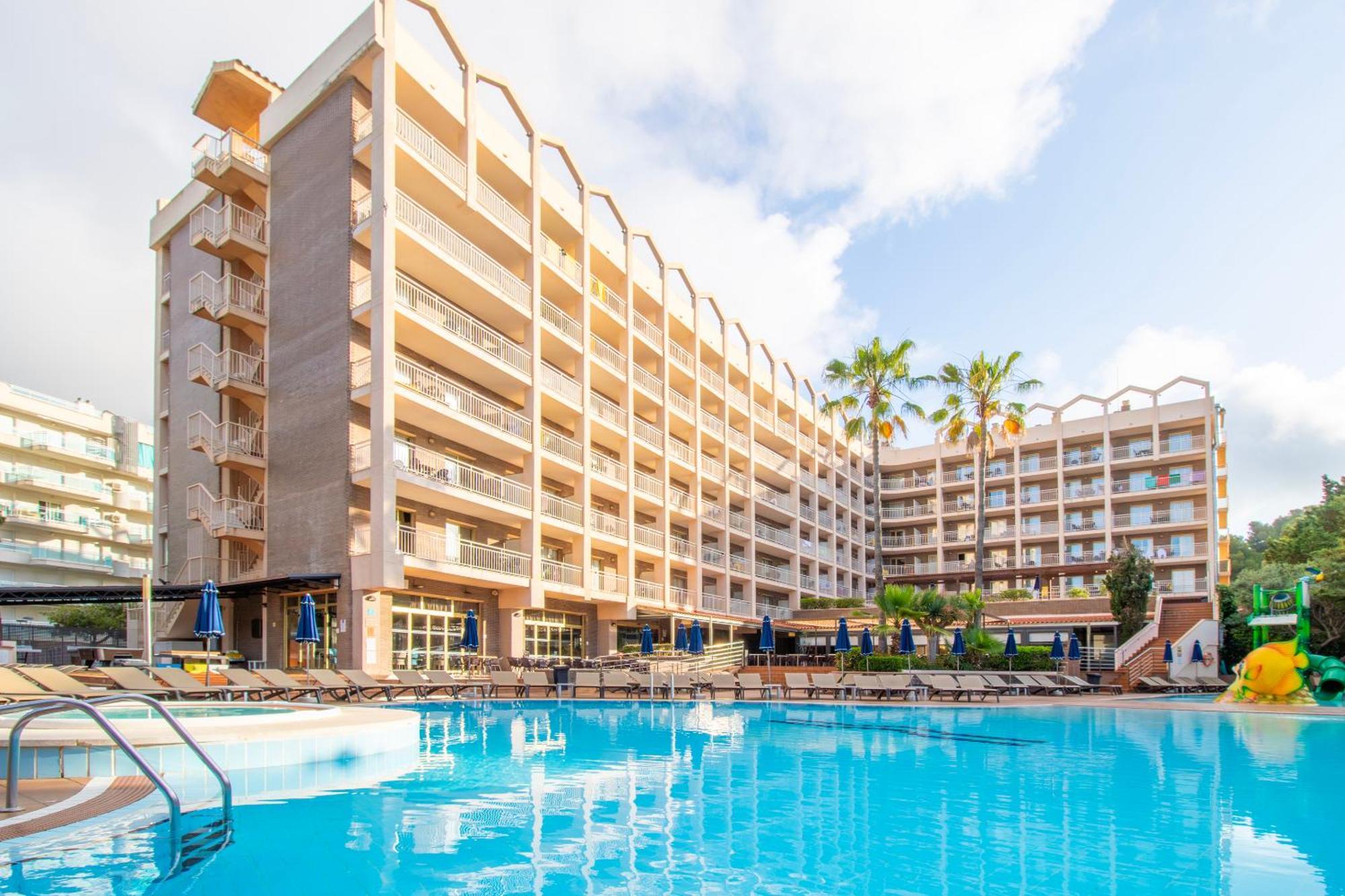 Hotel Golden Avenida Family 4* Salou