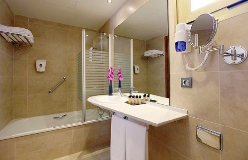 Hotel Golden Avenida Family 4*