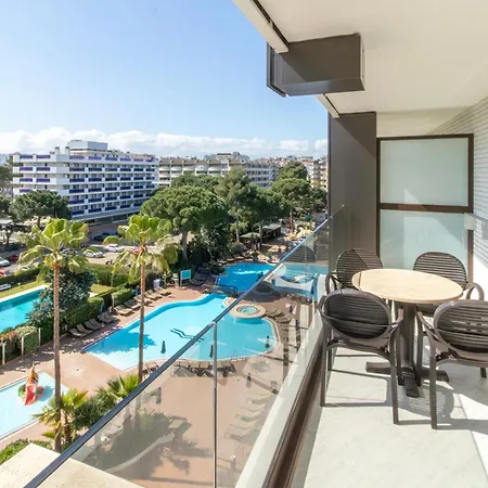 Golden Avenida Family Suites 4* Salou Exterior foto