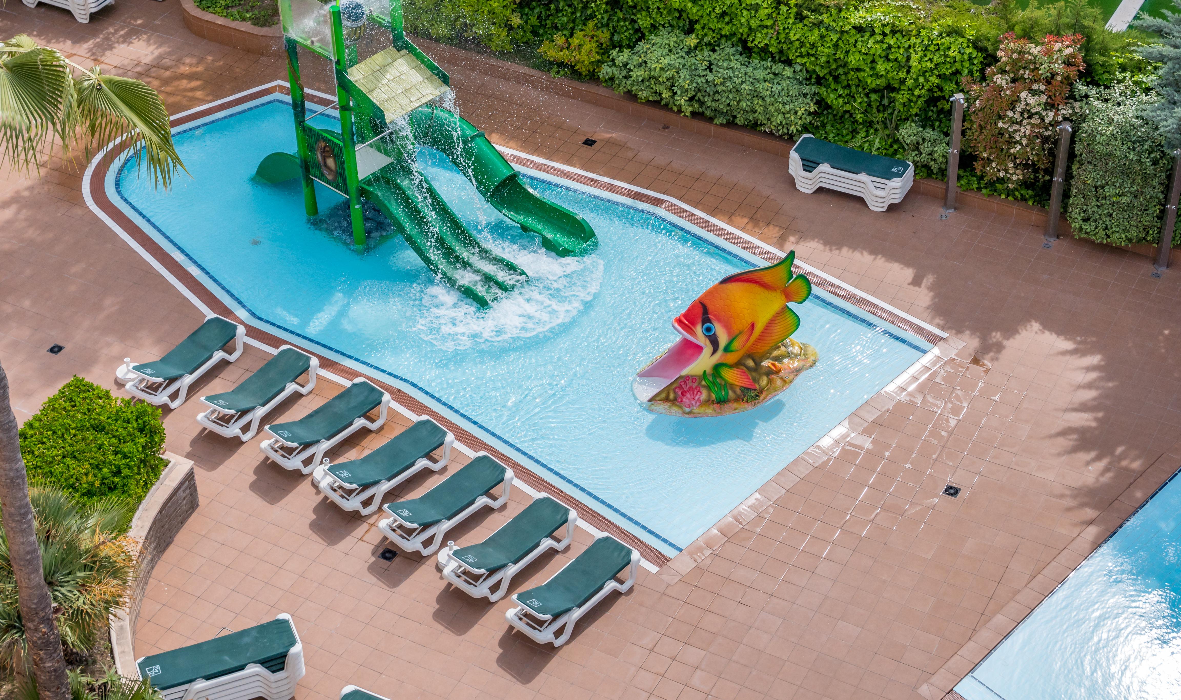Golden Avenida Family 4* Salou
