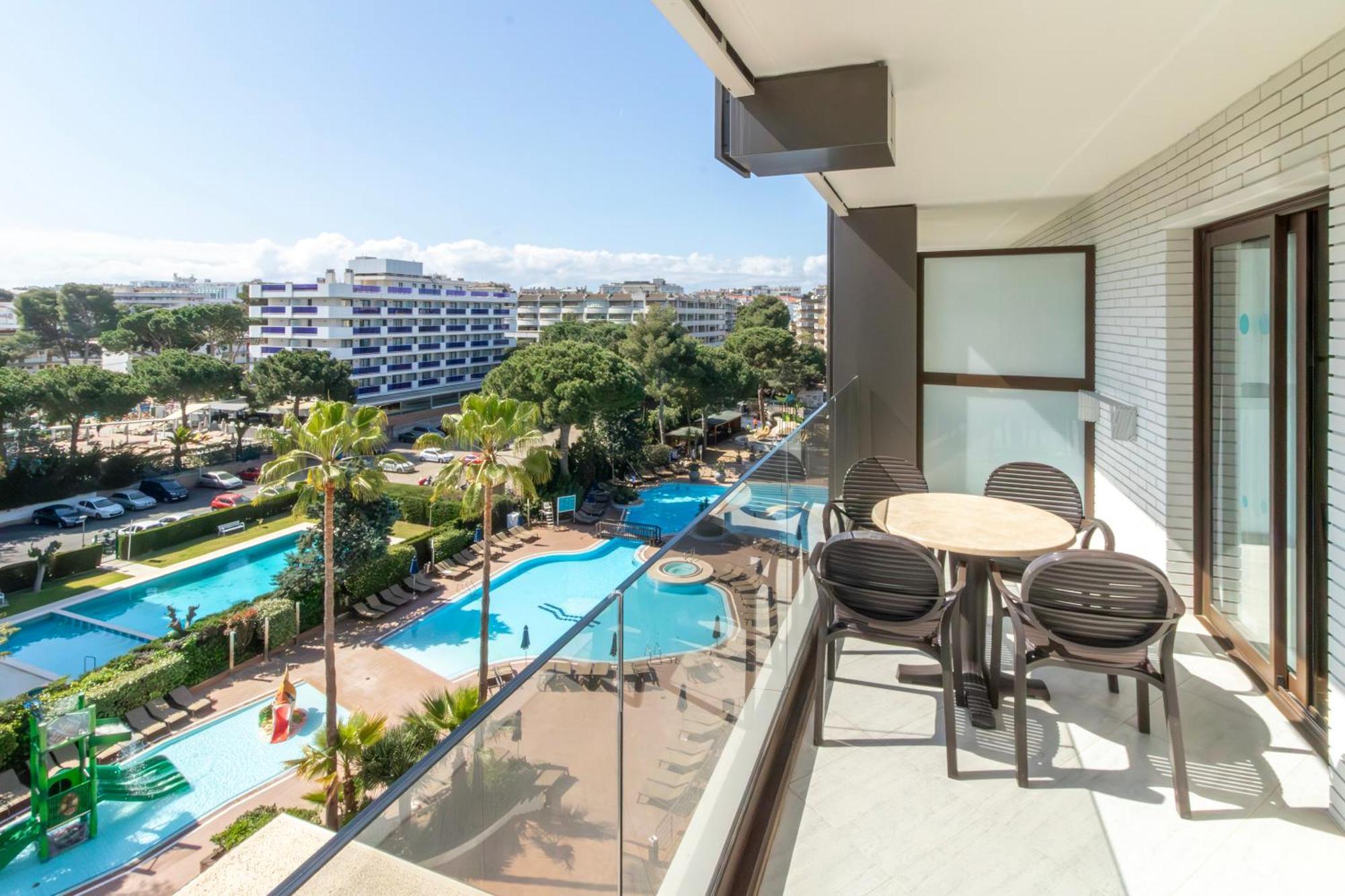 Hotel Golden Avenida Family 4* Salou