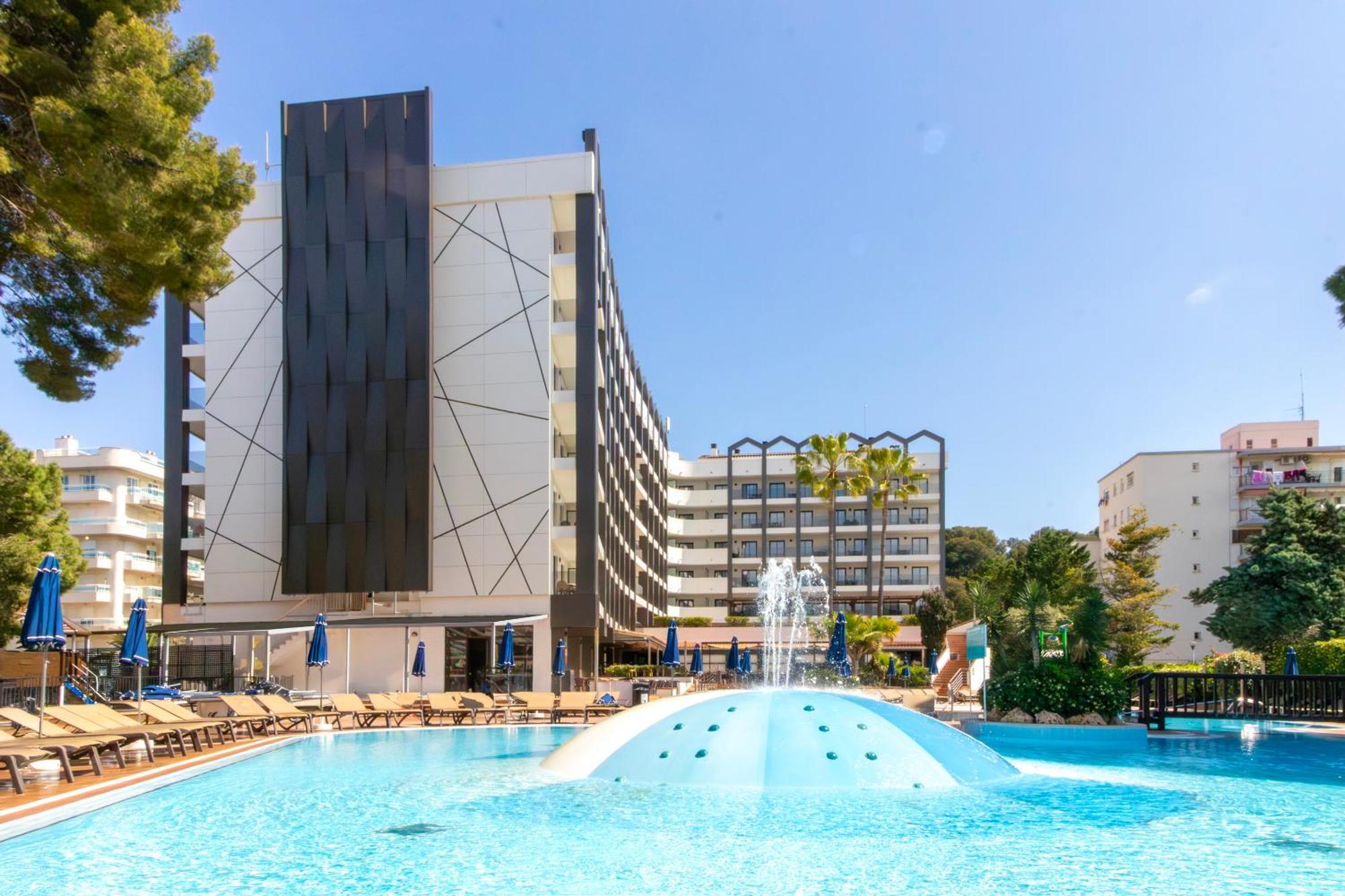 Golden Avenida Family 4* 4*