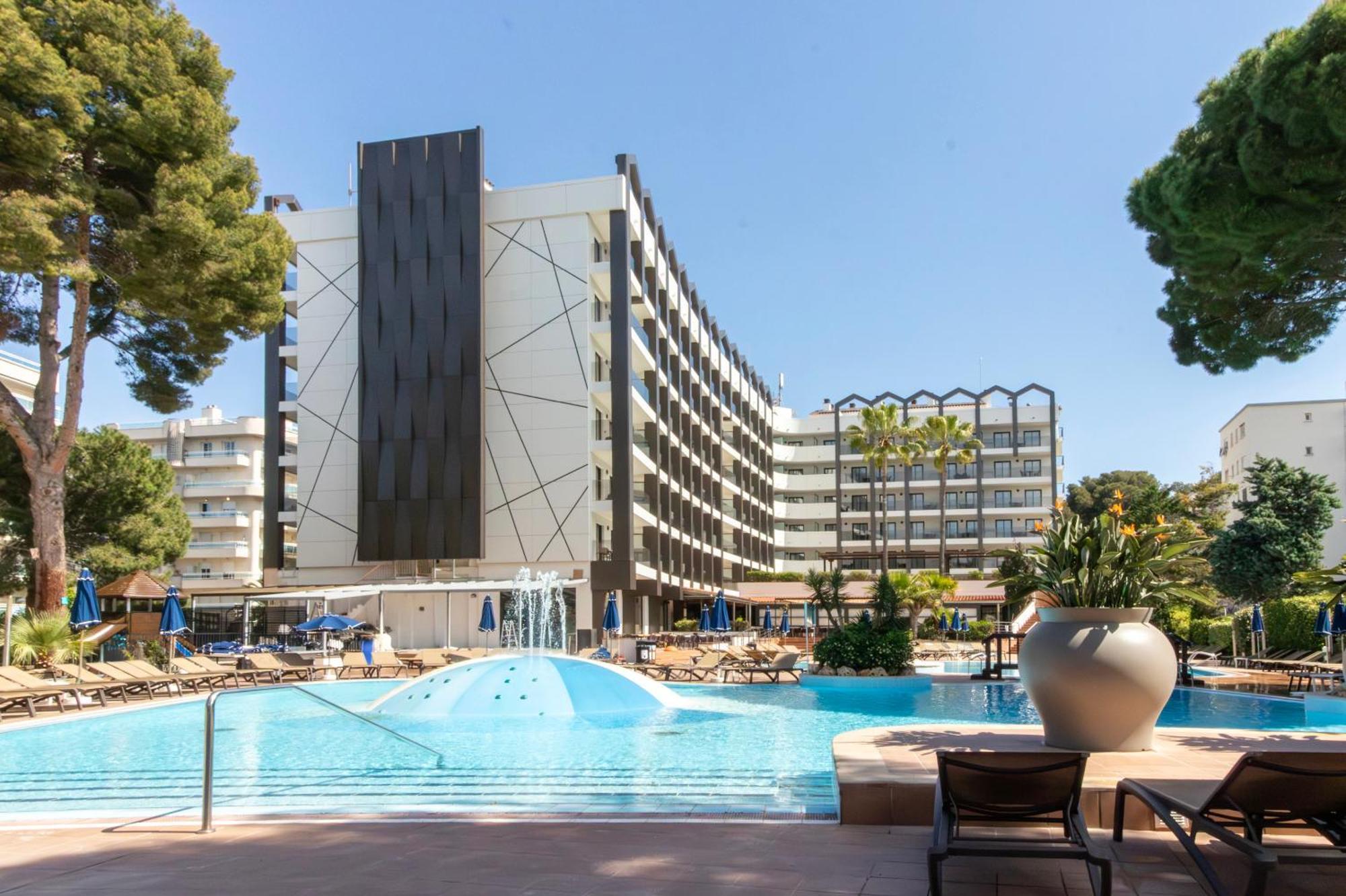 Golden Avenida Family 4* 4* Salou